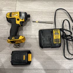 DeWALT 20V MAX Cordless 1/4 in. Impact Driver, One 20V 1.3Ah Battery and Charger, 