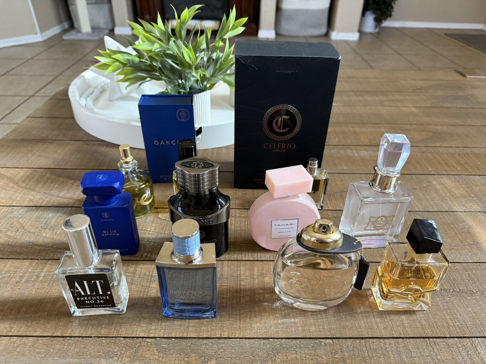 WOMEN PERFUME BUNDLE!