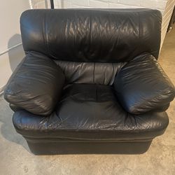 Large Leather Armchair Black 