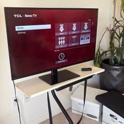 Barely Used TCL 40 Inch Roku Smart Tv