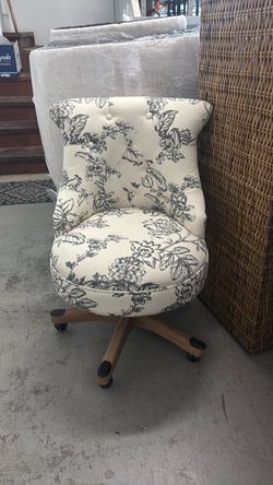 Office desk chair