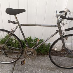 1970s Huffy Le Grande 12 Speed Bicycle