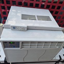 GE Air Conditioner - 10.150 BTU's