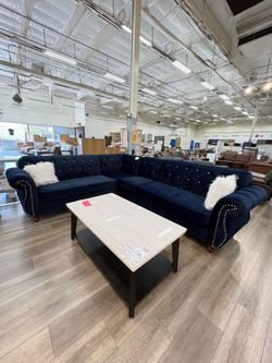 Velvet indigo 4PC sectional with diamond stitching & white accent pillows