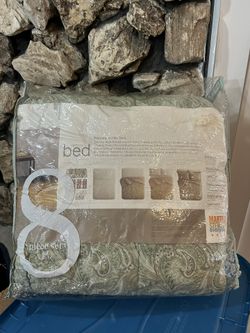 Martha Stuart Bed Set 