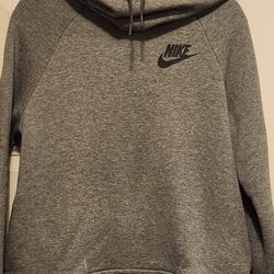 nike sweatshirt