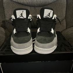 Jordans 4 retro FEAR