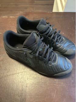 Nike Tiempo Legend 10 IC Academy