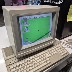 Vintage 1985 Atari 520ST SC1224 System Bundle Computer Monitor Power Supply.

Comes with Computer Monitor 
Computer 🖥 & Keyboard 
Mouse 
Power supply