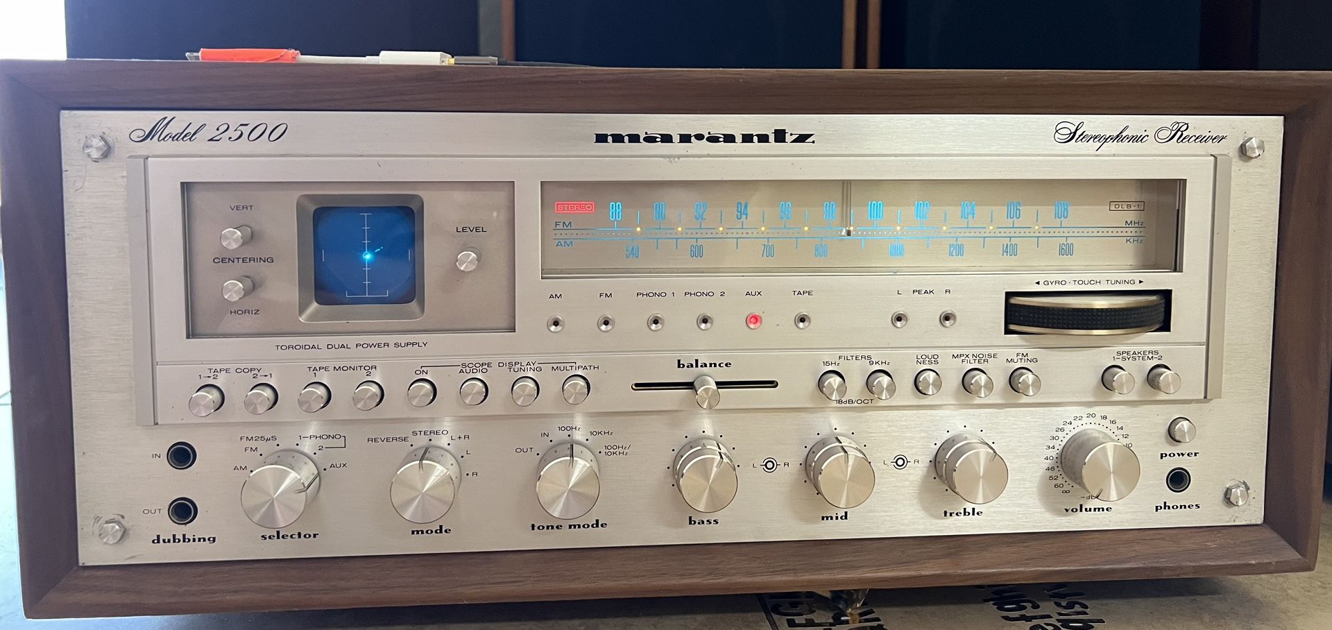 Marantz 2500 Monster Receiver