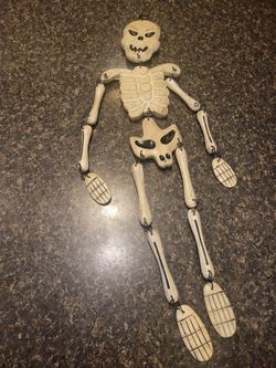 Multi hinged Skeleton resin approx 24"