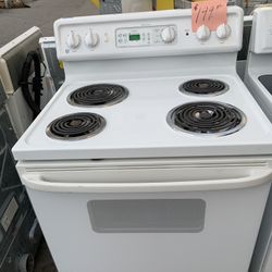 Coil Top Stove Range Oven Super Clean 