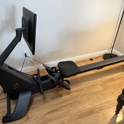 PELOTON ROW ROWER like new - can deliver