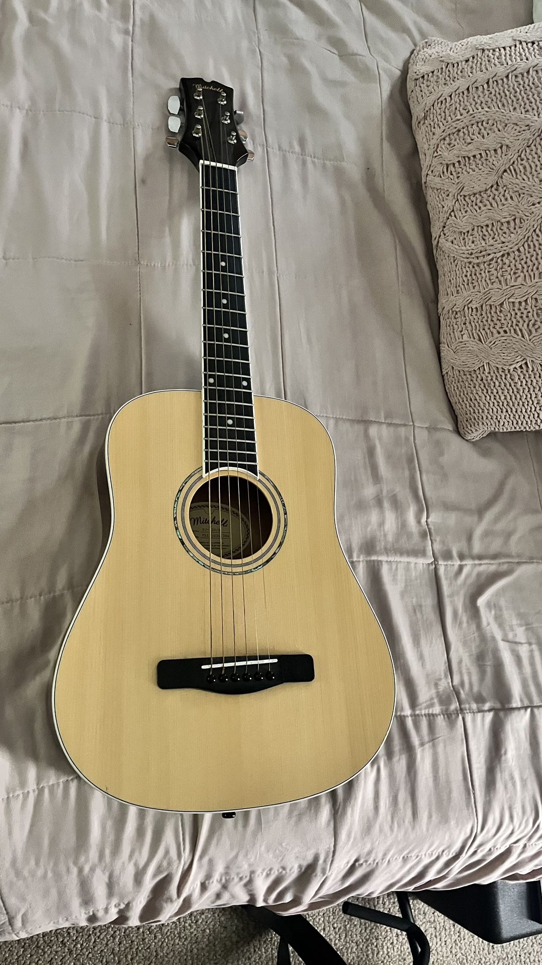 Mitchell junior Guitar