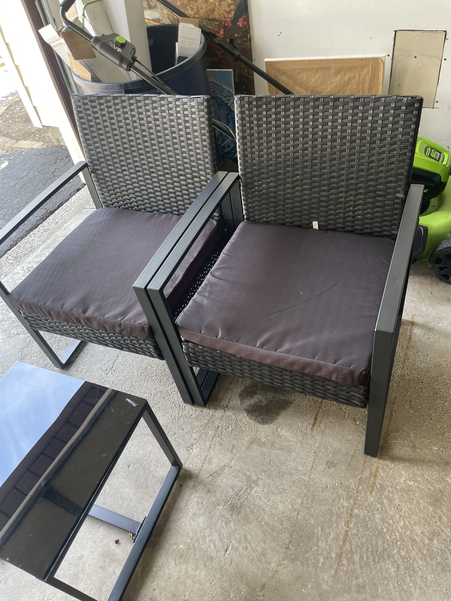 Deck Chairs, Table