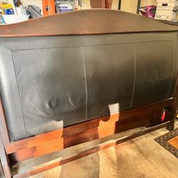 King-size Leather and wood Headboard/footboard