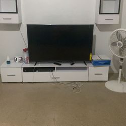 Entertaintment center