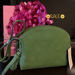 BEAUTIFUL CROSSBODY