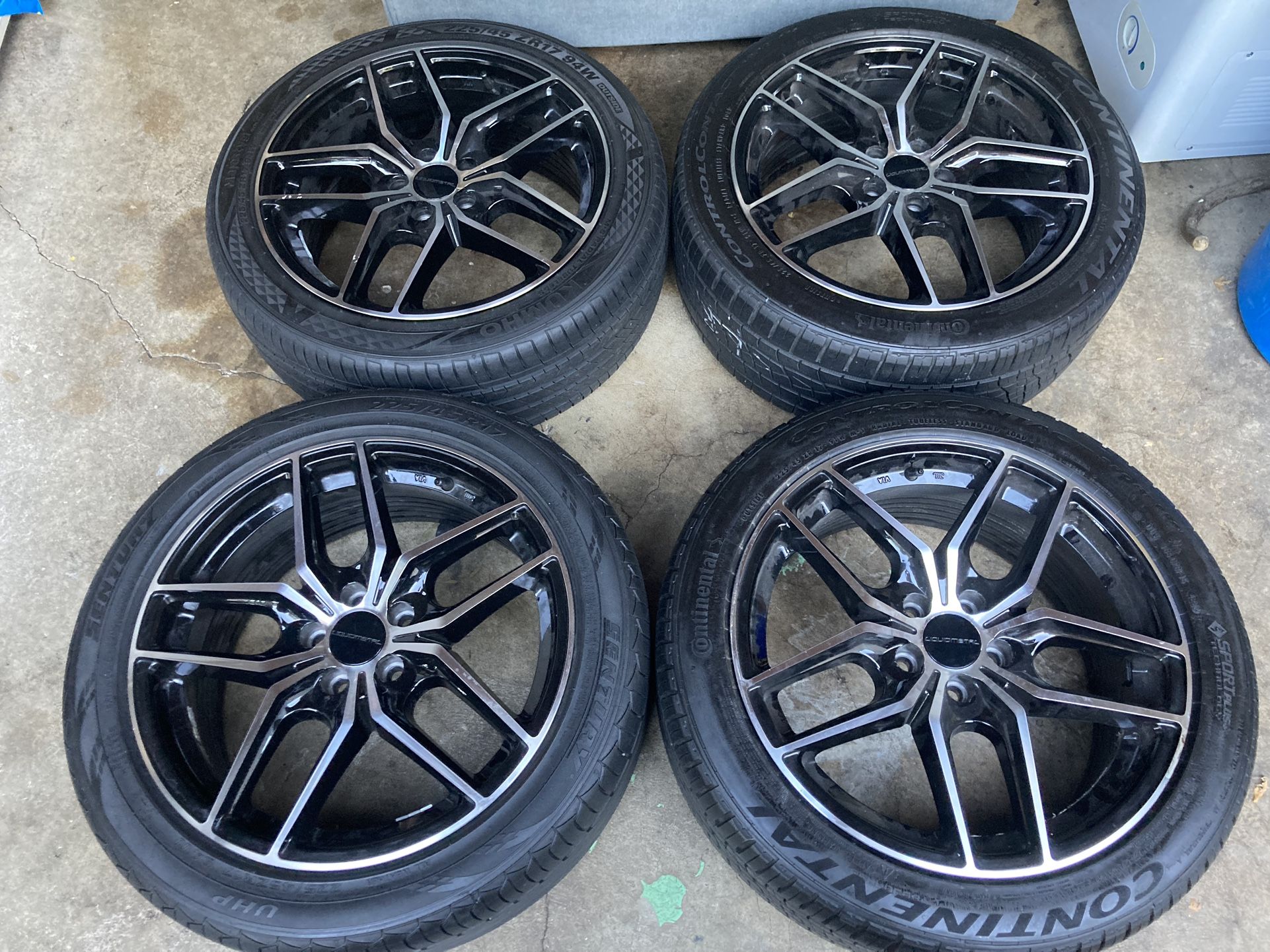 17 Inch Liquid Metal Rims Black/machine Finish