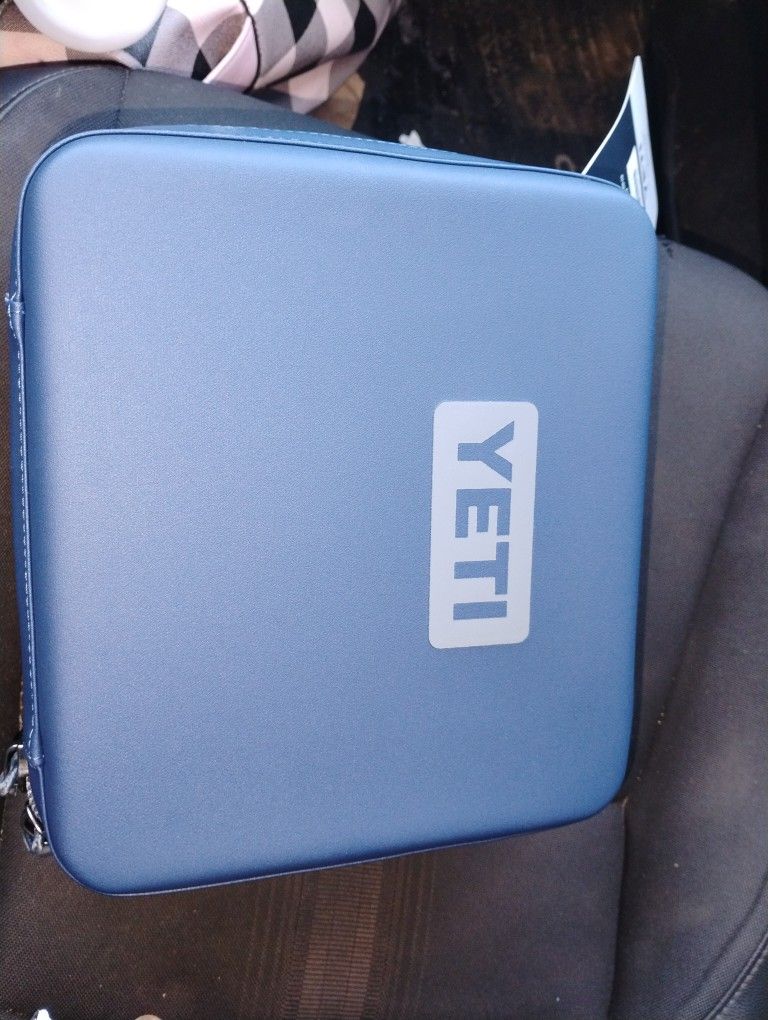 YETI DAY TRIP 3L LUNCHBOX
