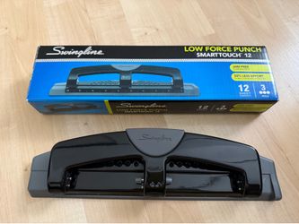 Swingline SmartTouch 12 Low Force 3-Hole Punch