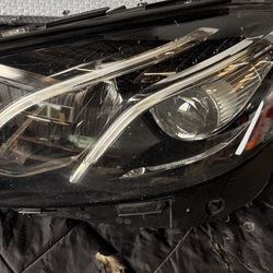 2017 2020 Mercedes Benz E Class left side headlight