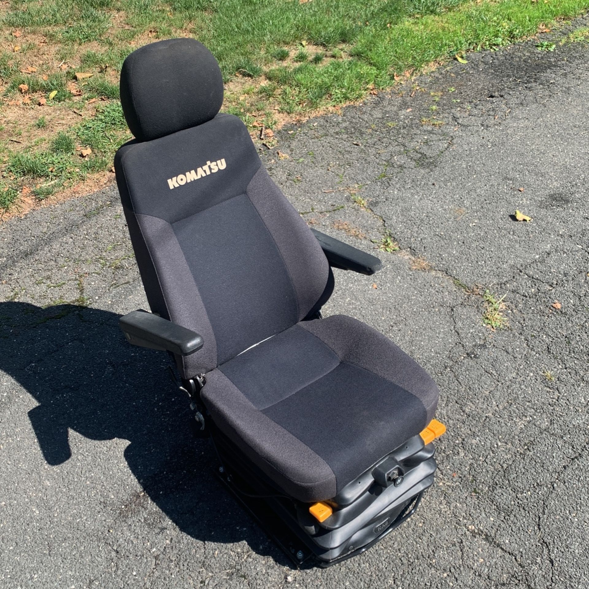 Komatsu 238 Seat Lumbar Heated