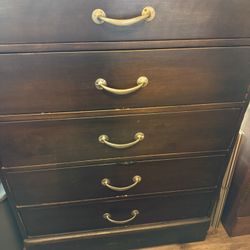 Cushman Colonial Creation 5 Drawer Dresser