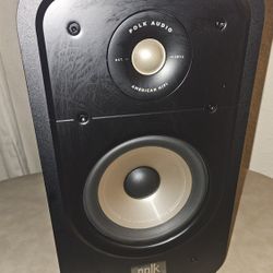 POLK AUDIO!!! 4!!!! BOOKSHELF SPEAKERS 