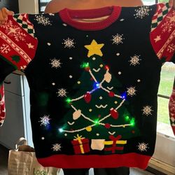 LED LIGHT UP CHRISTMAS SWEATER 🎄