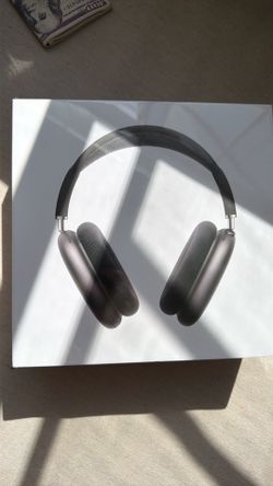 BRAND NEW airpod Maxes unopened