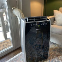 Honeywell MN12CES 12000 BTU Portable AC
