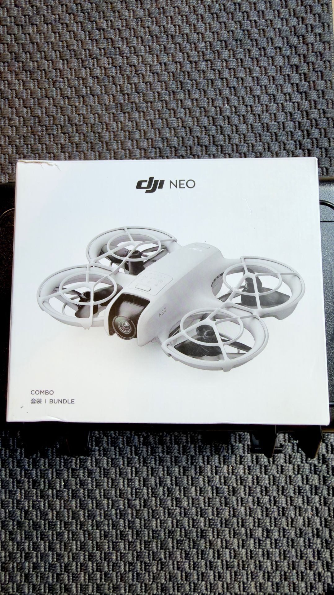 Drone DJI Neo like new hard case and accessories