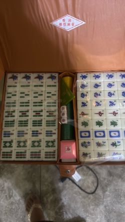 Pung-Chow Mahjong Game