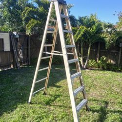 8ft Step Ladder Fiberglass 