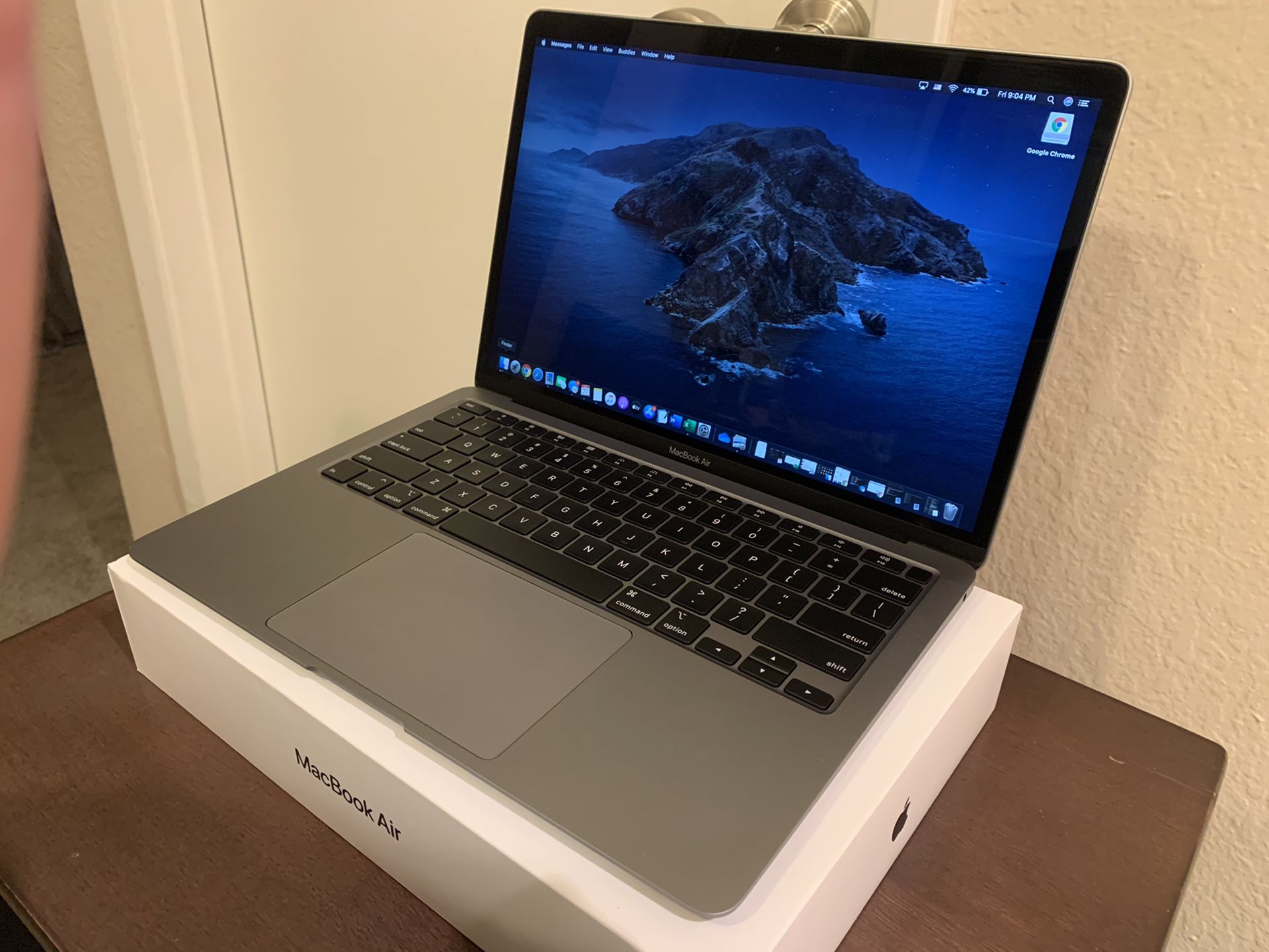 MacBook Air 13-inch (2020)