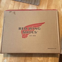 Red Wing Boots New. 