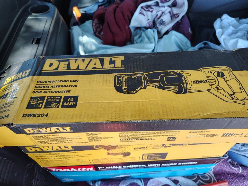 DeWalt Makita And Echo Power Tools