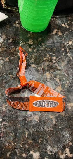 GA Headtrip wristband
