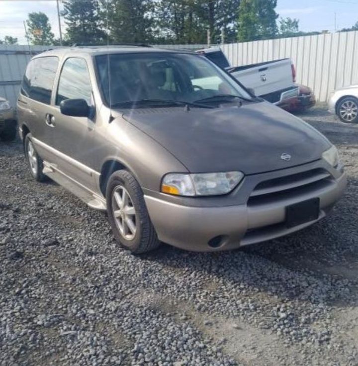 2002 Nissan Quest