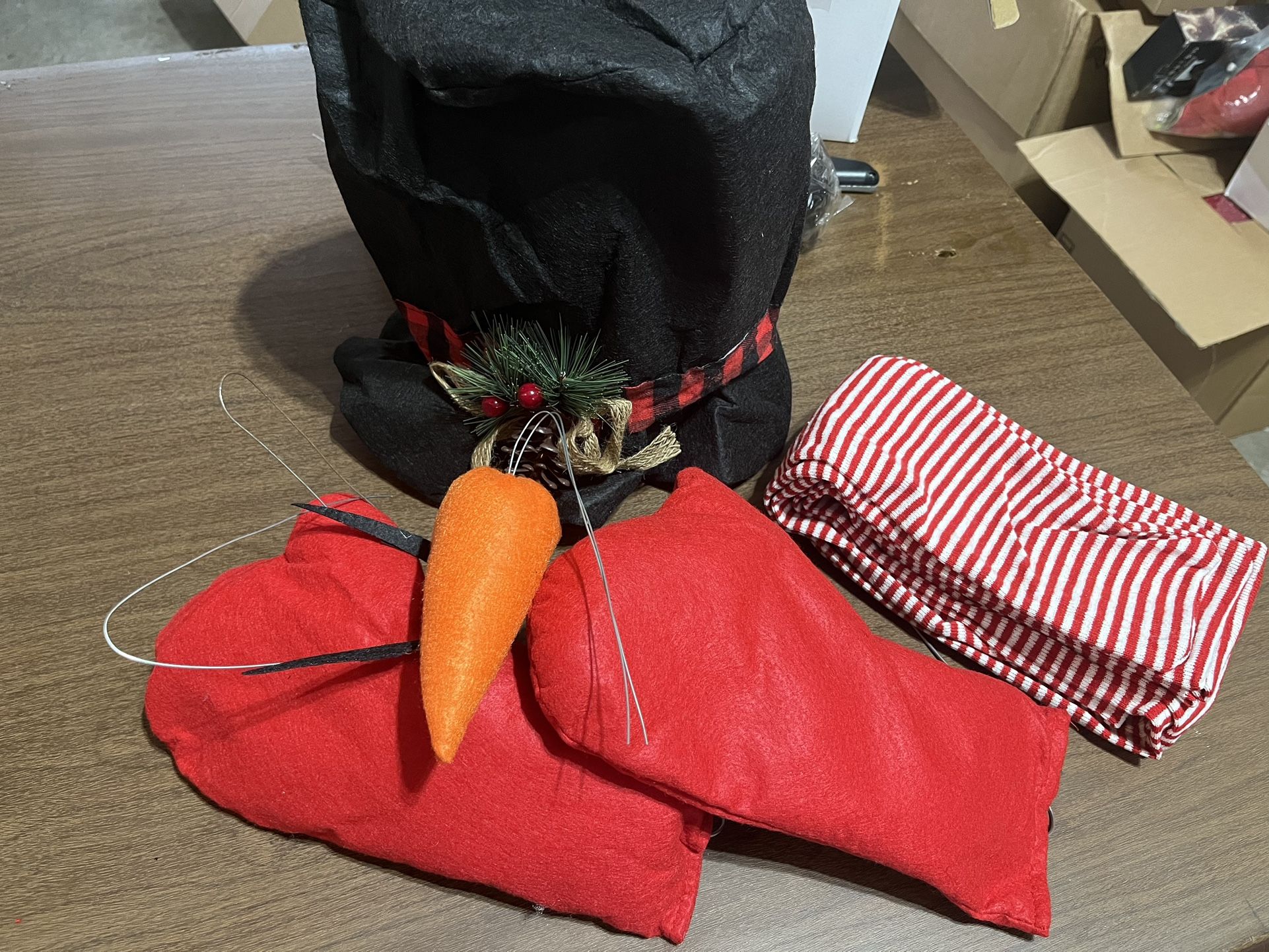 Snowman Decorating Kit - Hat, Nose, Mittens, Scarf