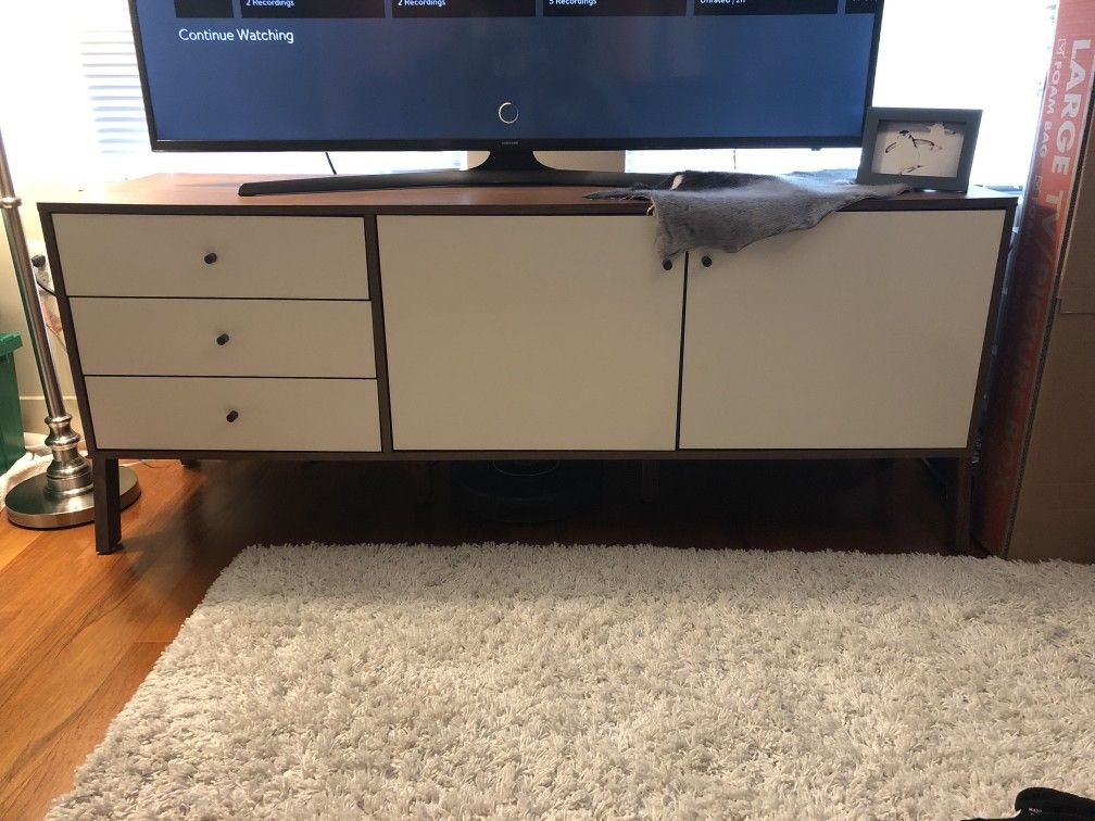 Wayfair TV Stand/ Side Table