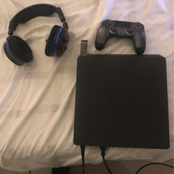 Ps4 Slim With Controller 