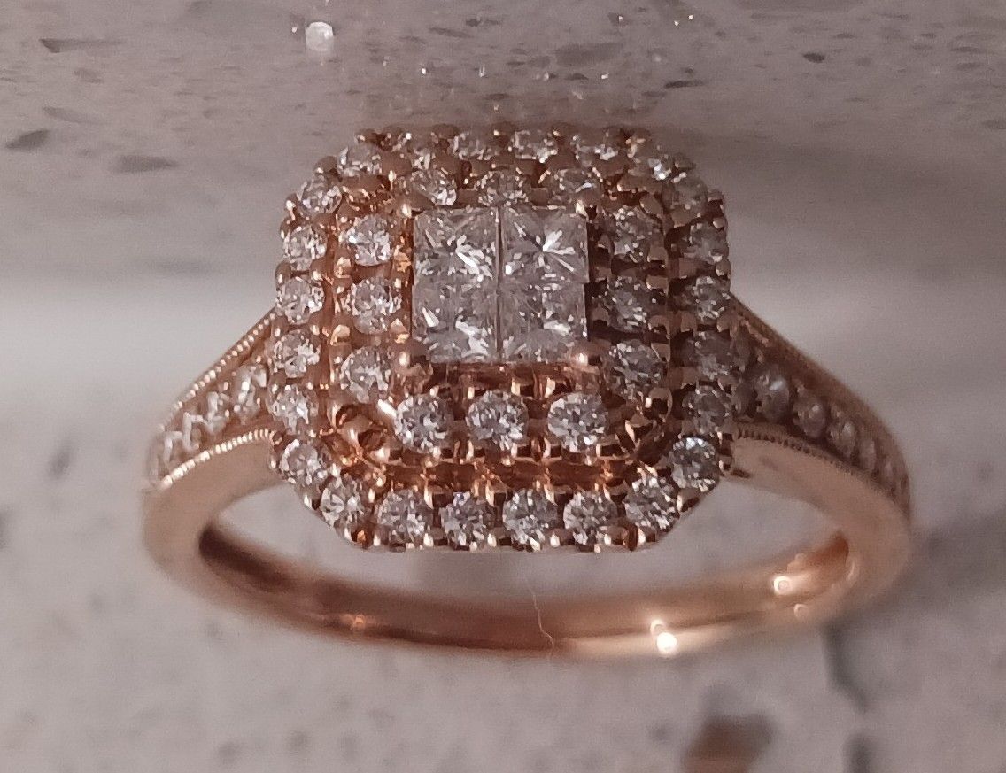 3/4 Carat Genuine Diamond 14k Rose Gold Women's Engagement Ring - Size 7 1/2