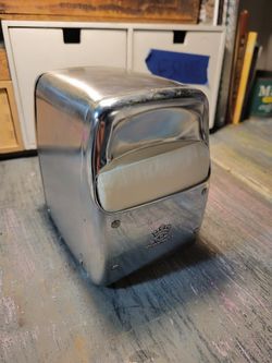 Vintage Napkin Holder SERV U