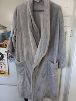 Woman's robe