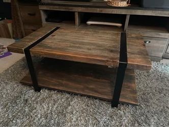 Solid wood/steel table