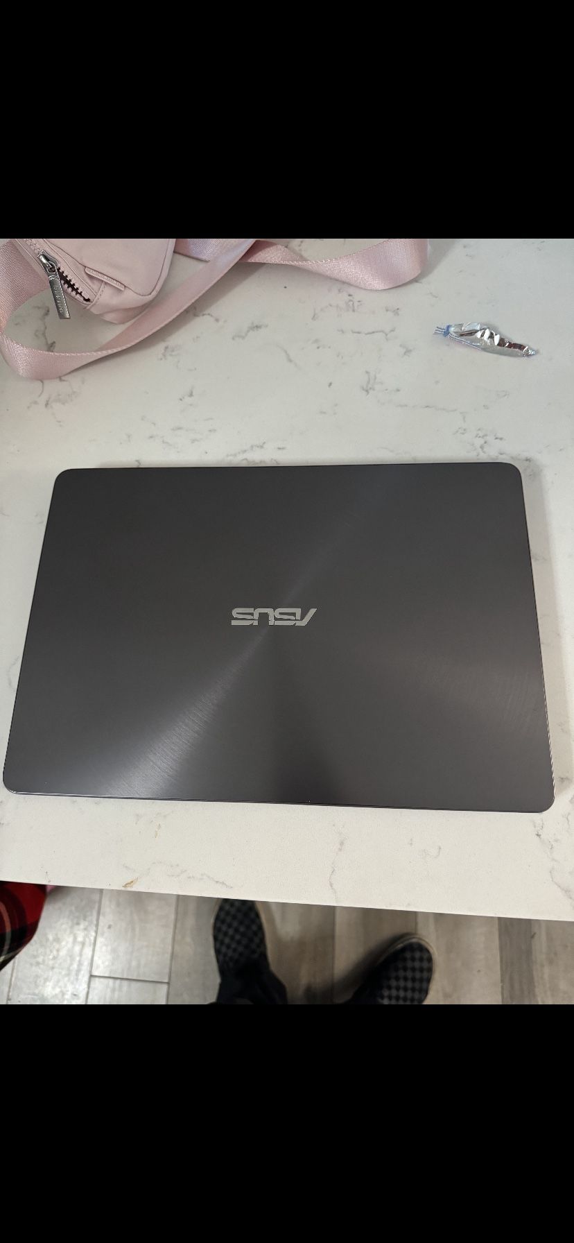 Asus Laptop Like New 