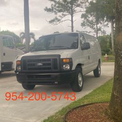2012 Ford E-150