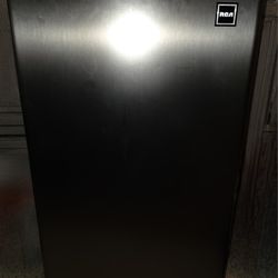 Used RCA Moni Fridge With Freezer